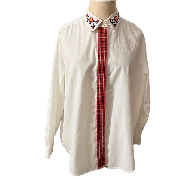 Cabin Creek Button Down Classic Blouse with Embroidered Collar - Picture 1 of 7